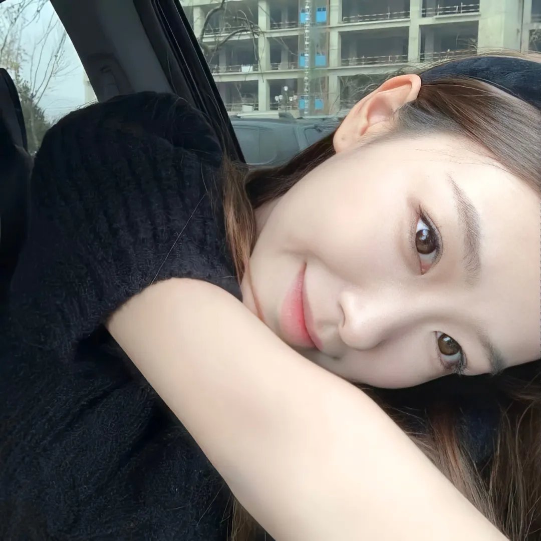 我的麻烦室友海报